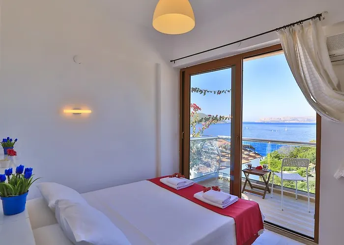 Antiphellos Kuecuekcakil *