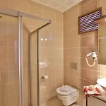 Otel Antiphellos Küçükçakıl
